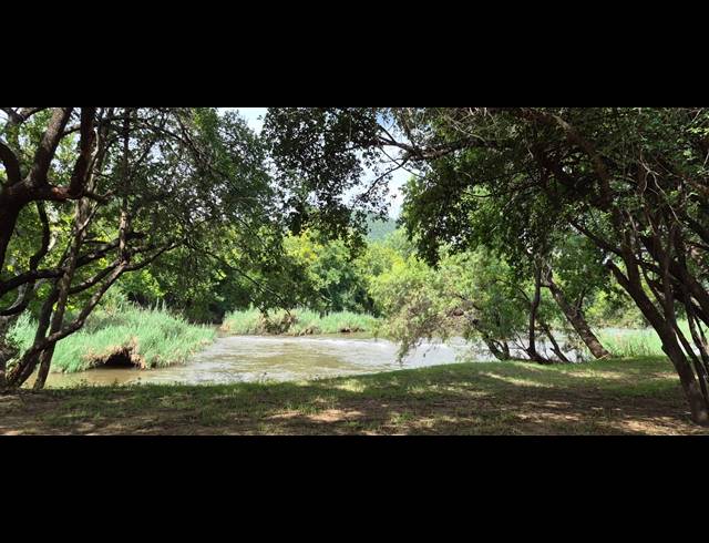 17.90HA FARM FOR SALE IN BRITS RURAL